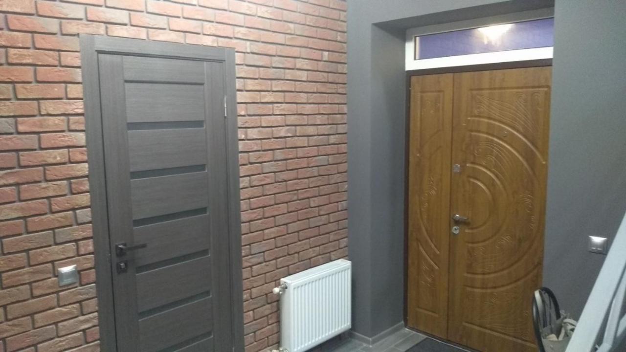 Uzhorod 3 Room Lovely House Exterior photo